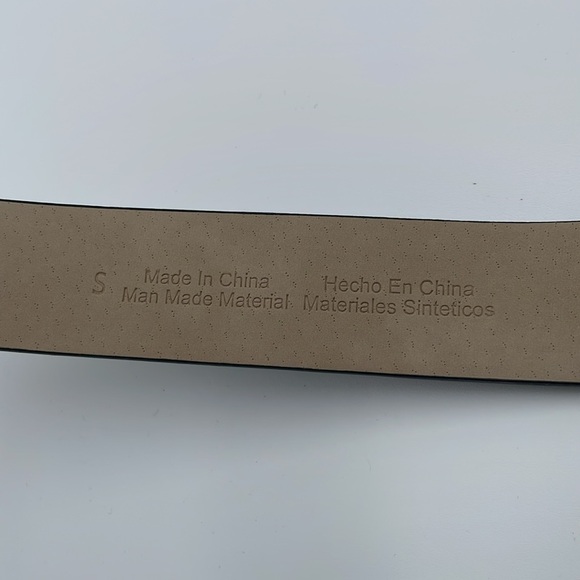 Target Black Belt with Silver Heart Buckle - Picture 6 of 7